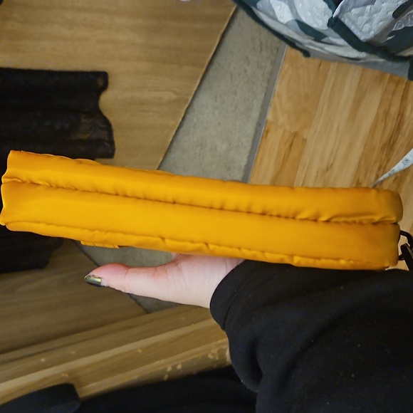 Lug Quilted RFID Coupe XL Crossbody/convertible Belt Bag. Adjustable Strap. - Picture 12 of 12